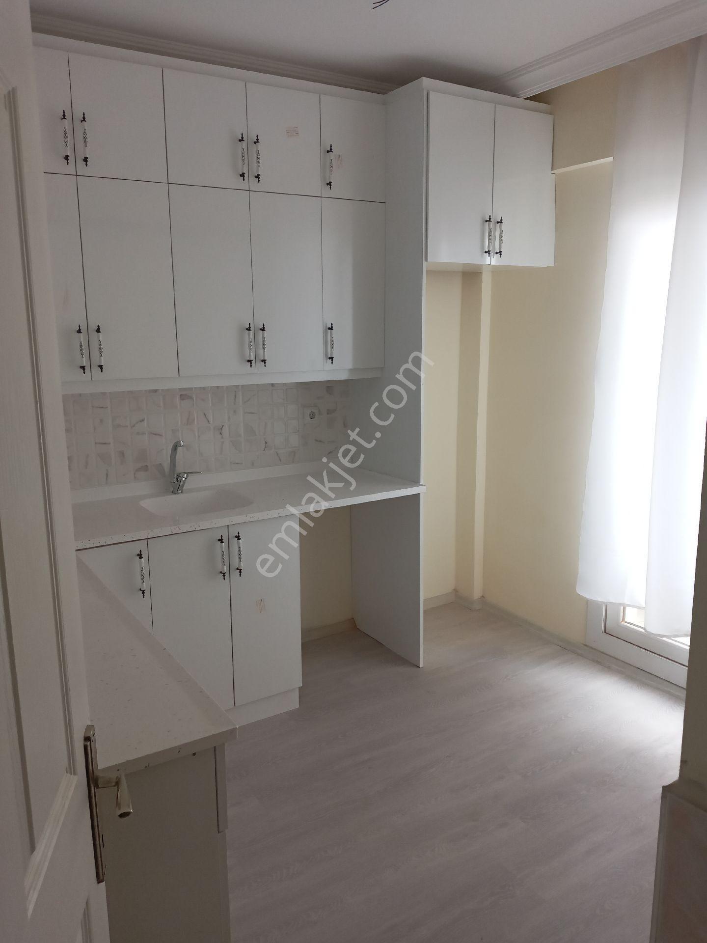 Aysu Konut Emlaktan Kiralık 2+1 Doğalgazlı Asansörlü Otoparklı Manisa Akhisar Reşatbey