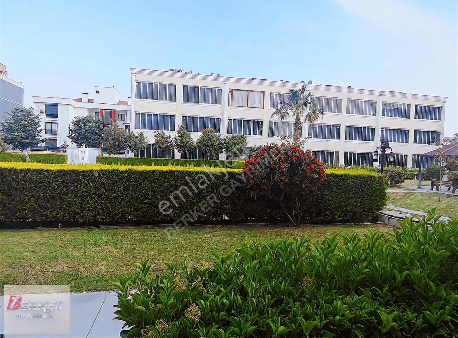 Muradiye Site İçersinde 1+1 Eşyalı Satılık Daire
