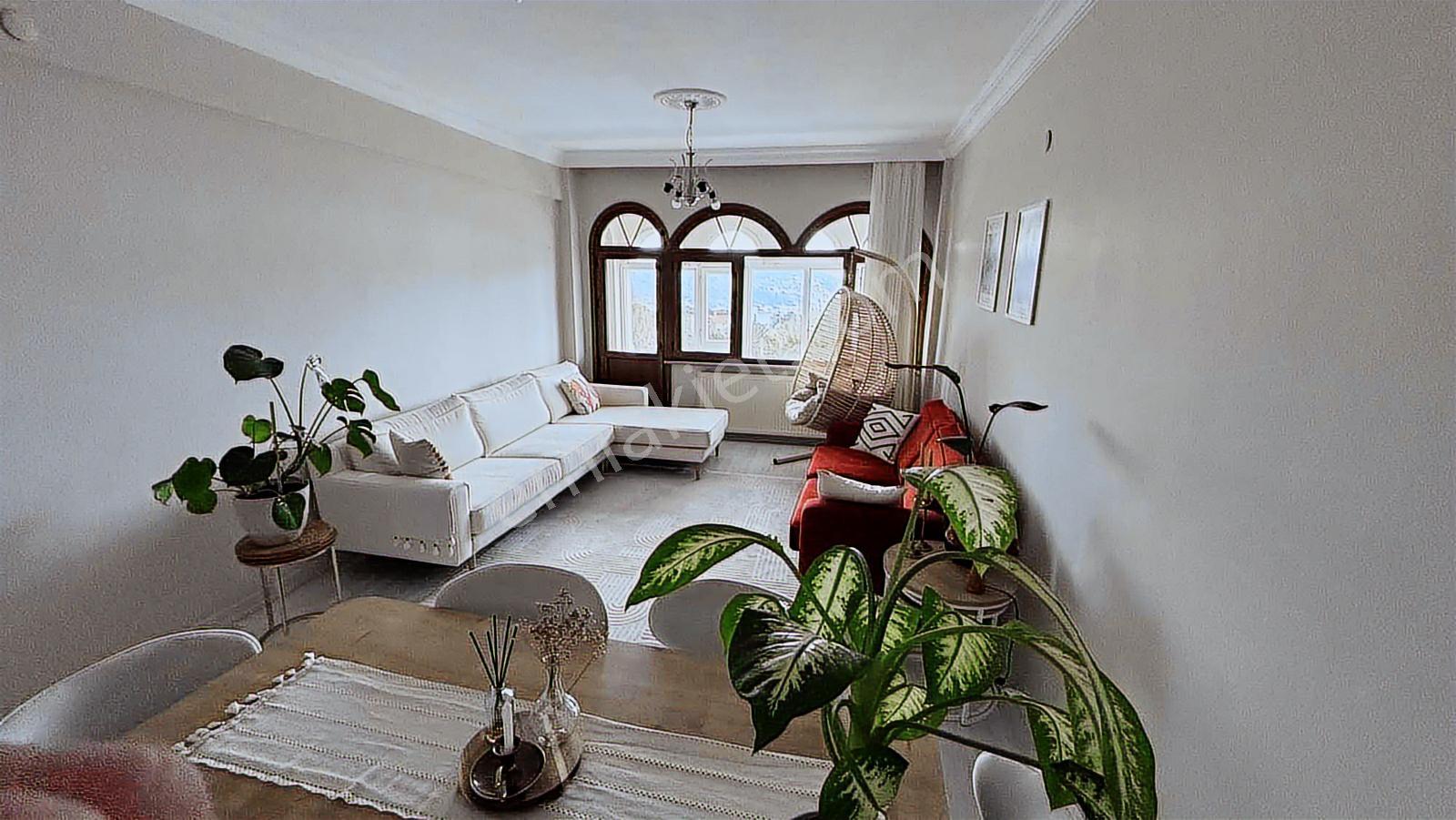 Sarıyer Cumhuriyet Mahallesin'de Full Deniz Manzaralı Daire - Görsel 23
