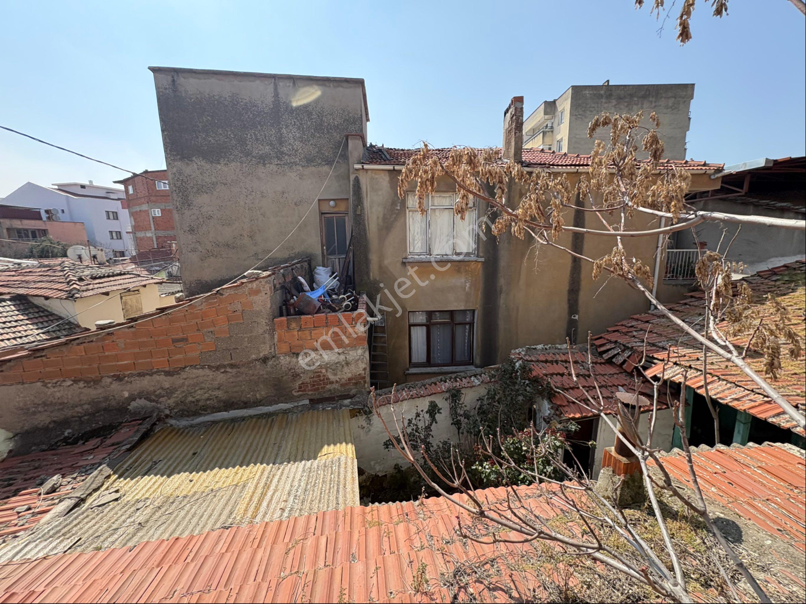 Bergama Ertuğrul Mahallesi’nde Satılık Müstakil Ev - Görsel 12