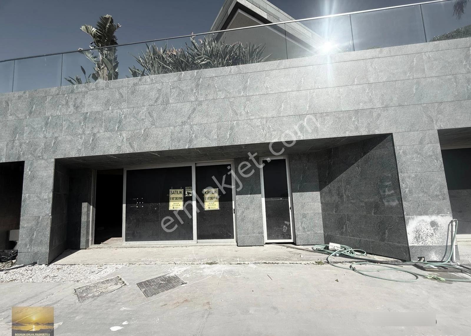 Bodrum Merkezde Satılık Büyük Dükkan Yatırım Fırsatı Kaçırmayın Anayola Yakın 50 Metre Duz Sokakta - Görsel 15