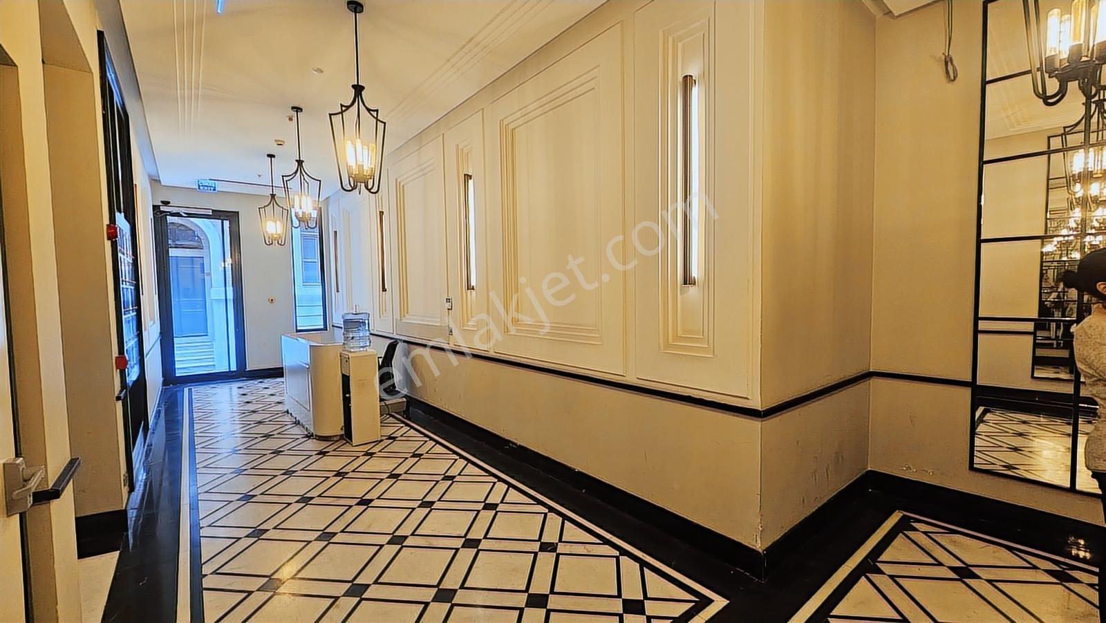 Satılık Taksim 360 Eşyalı 1+1 Daire - Görsel 20