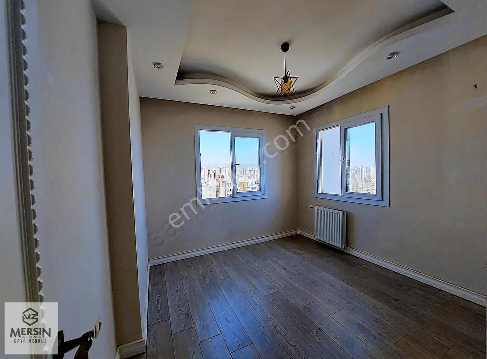 Mezitli Akdeniz Mah. Site İçinde Havuzlu Geniş 5+1 Satılık Daire - Görsel 4