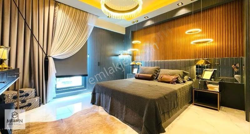 Mavinin En Ön Sırası Denize Sıfır 4+1 Premium Proje - Görsel 16