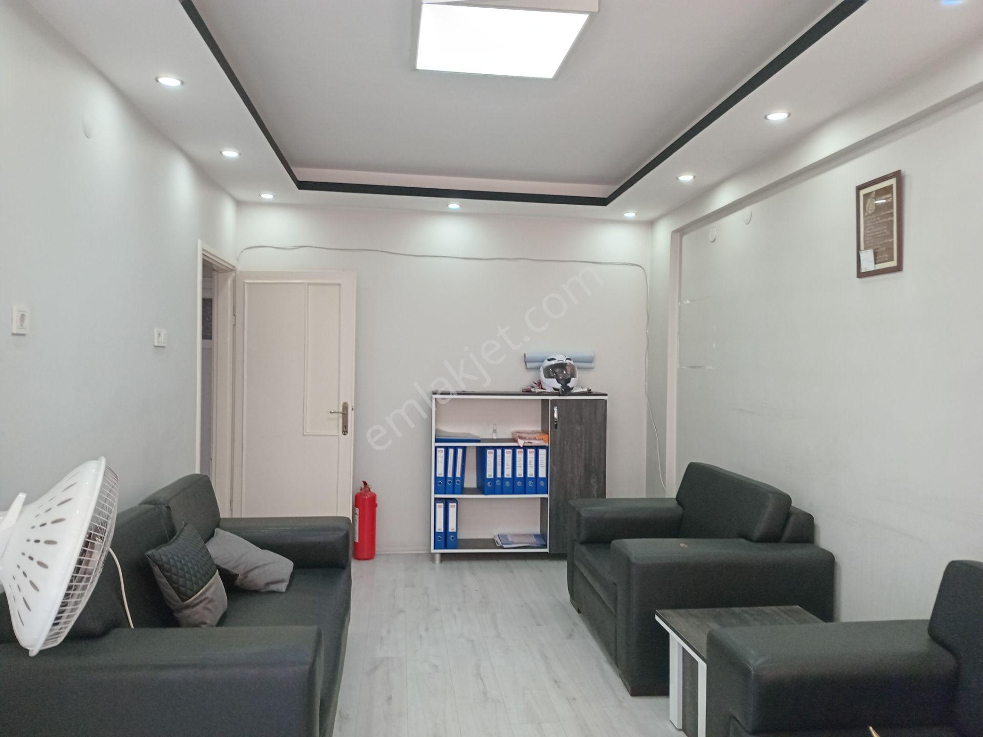 Satılık Büro-ofis Çarşı Merkezde 2+1 - Görsel 6