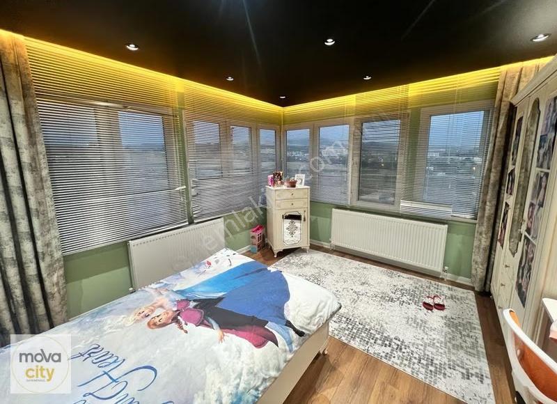 Binevlerde Full Yapılmış 2 Katlı Satılık Villa - Görsel 32