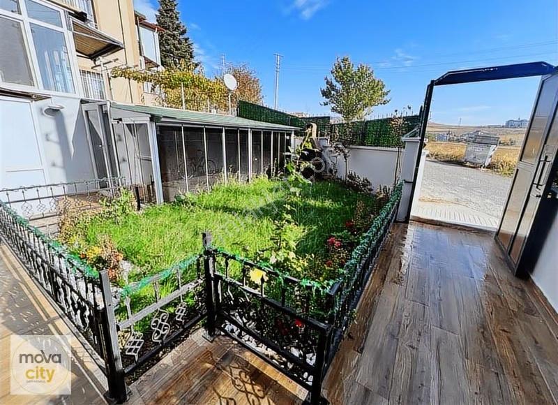 Binevlerde Full Yapılmış 2 Katlı Satılık Villa - Görsel 13