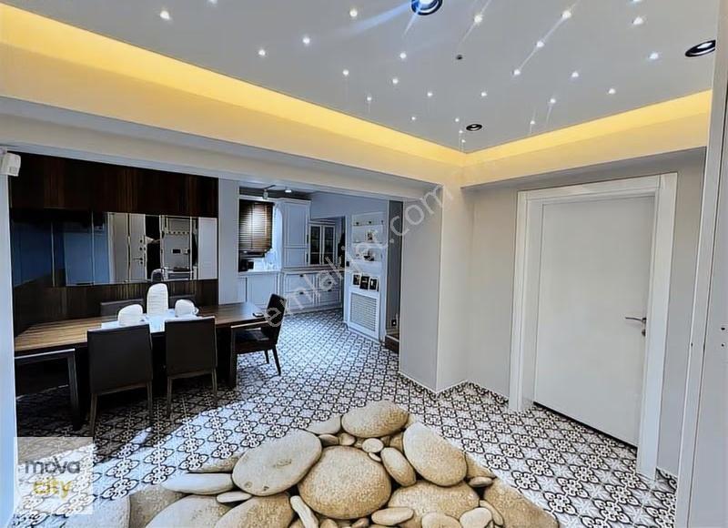 Binevlerde Full Yapılmış 2 Katlı Satılık Villa - Görsel 15
