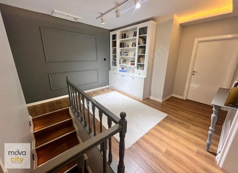 Binevlerde Full Yapılmış 2 Katlı Satılık Villa - Görsel 23