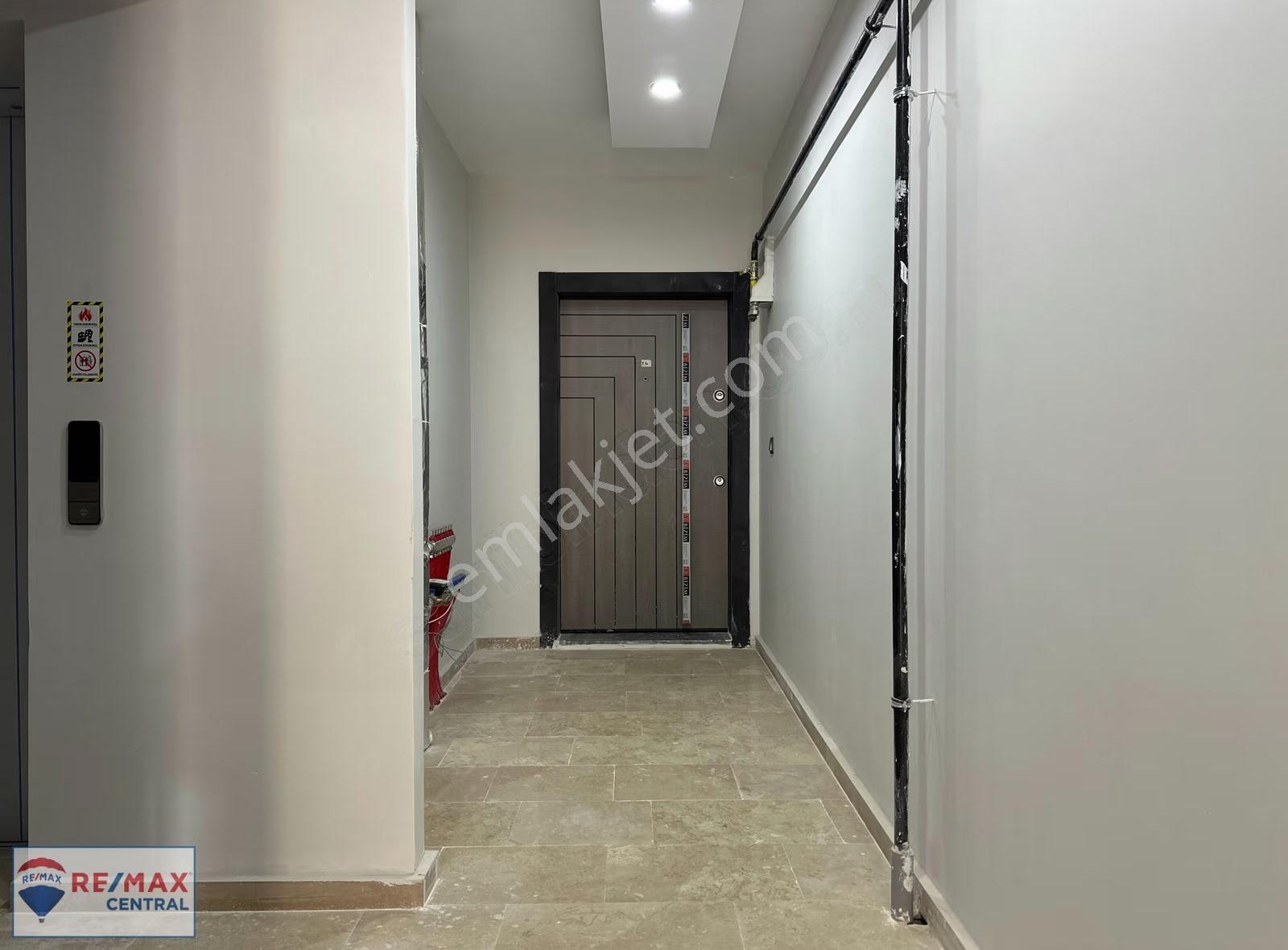 Re/max Central'dan Alibaba Mah.'de 3.5+1 Satılık Lüks Daire - Görsel 35