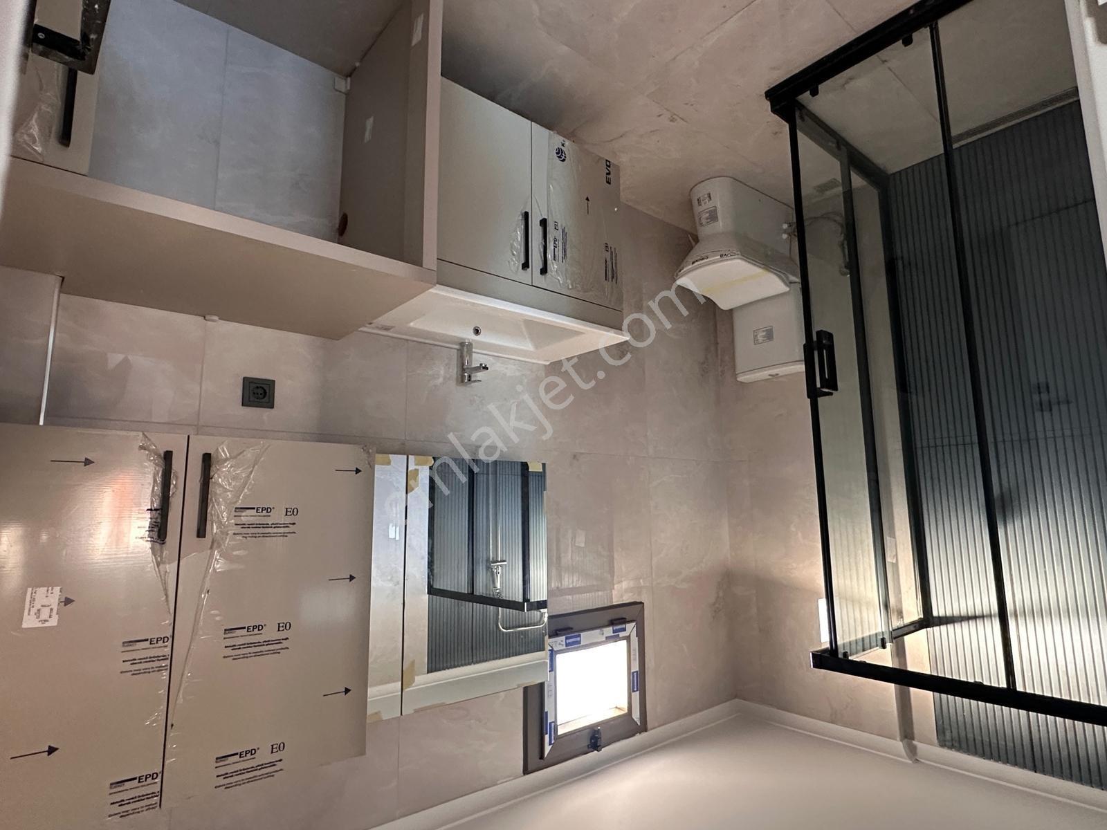 Foça Kozbeyli'de, Deniz Manzaralı, Yeni 3+1 Geniş Bahçeli Villa - Görsel 35