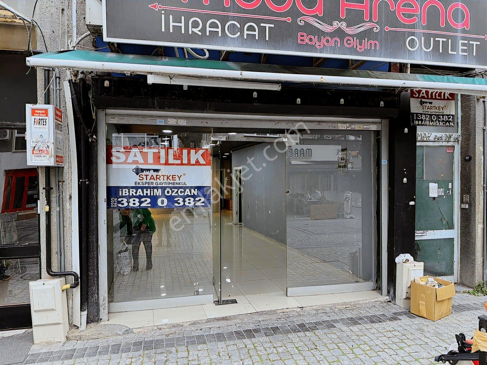 Karşıyaka Çarşı'da Mükemmel Konumda Satılık Dükkan