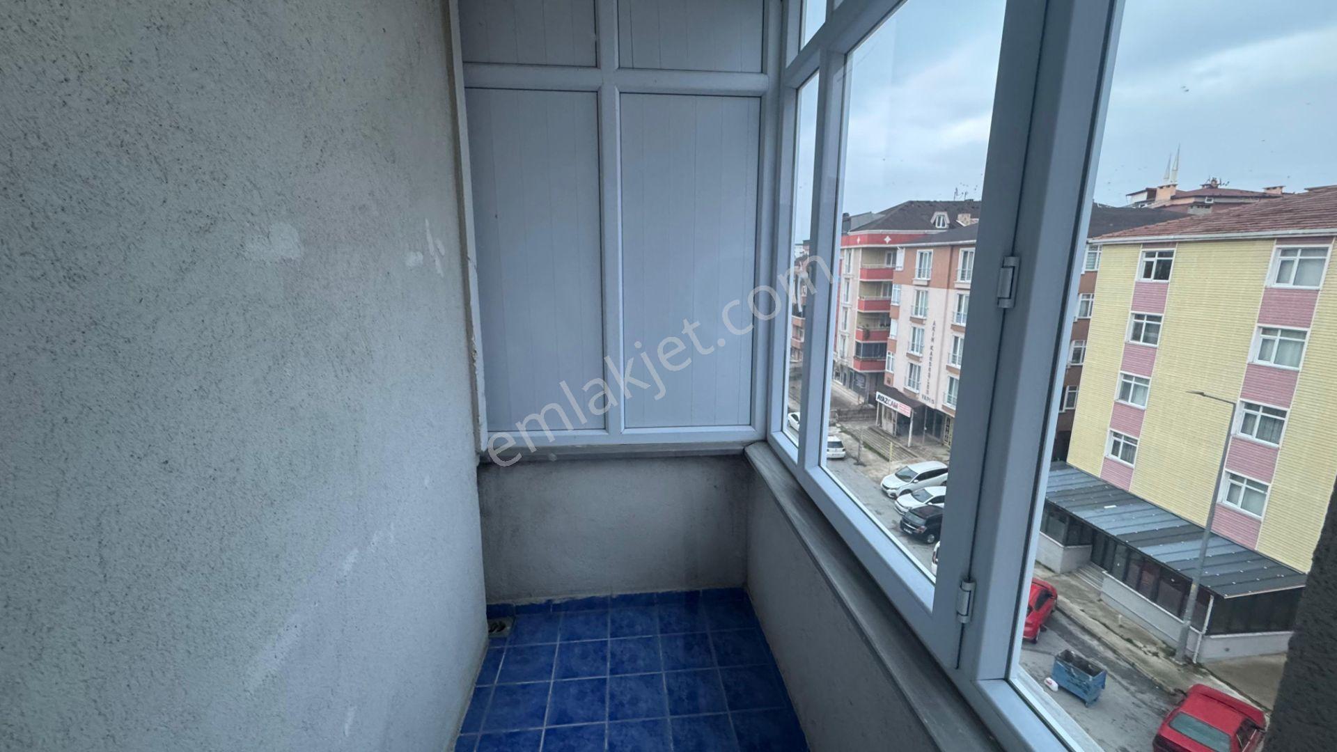 Belediye Ve Hastane Ortasında Cadde Üzeri Daire - Görsel 4