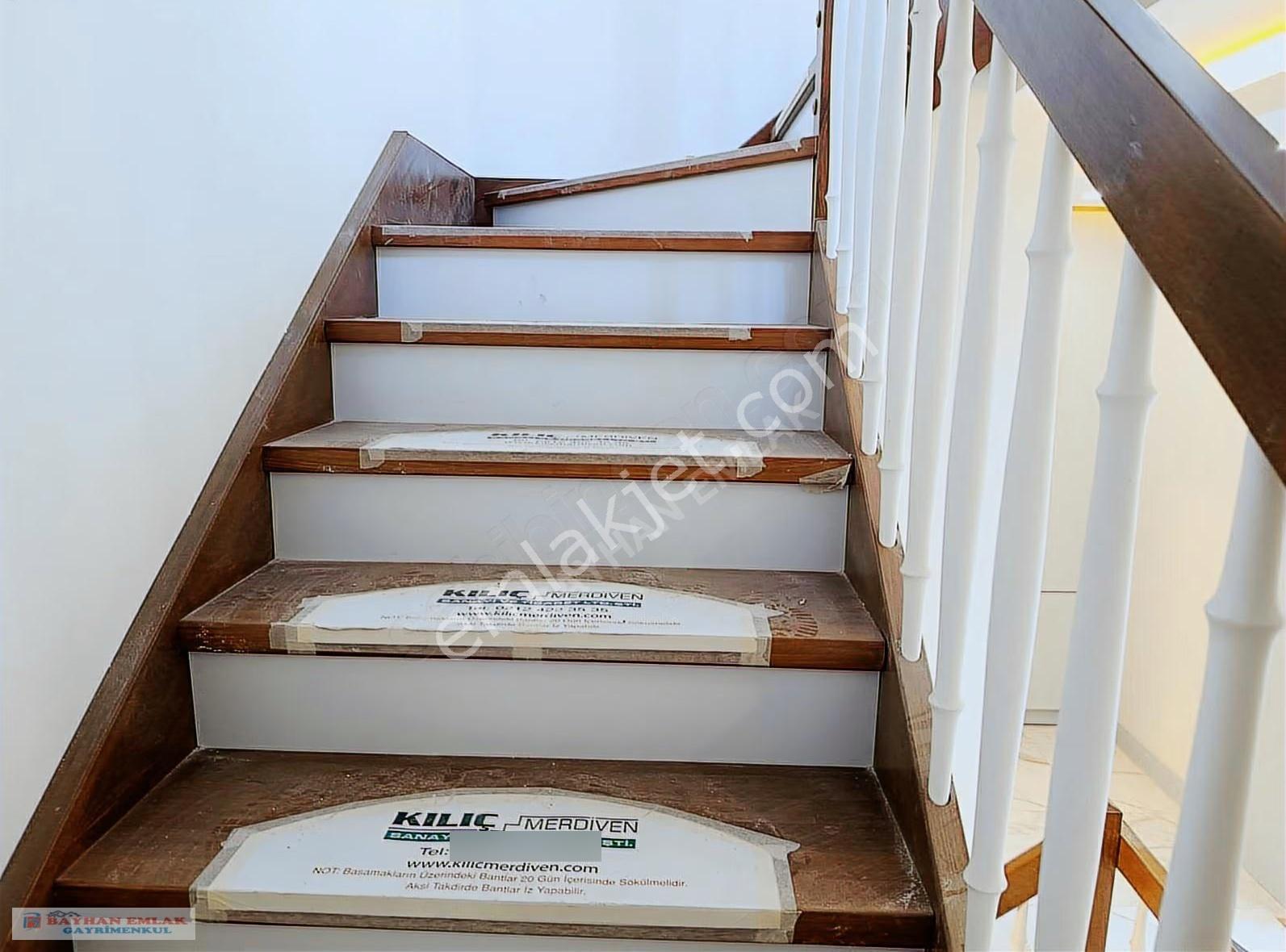 Mimaroba'da Deniz Manzaralı Lüks Triplex Villa - Görsel 18
