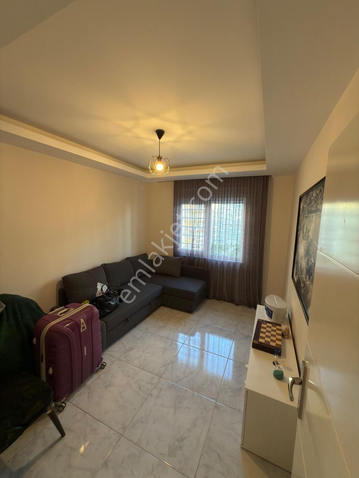 Mahmutlarda Denize 350 Metre 3+1 Dubleks Full Eşyalı Havuzlu - Görsel 15