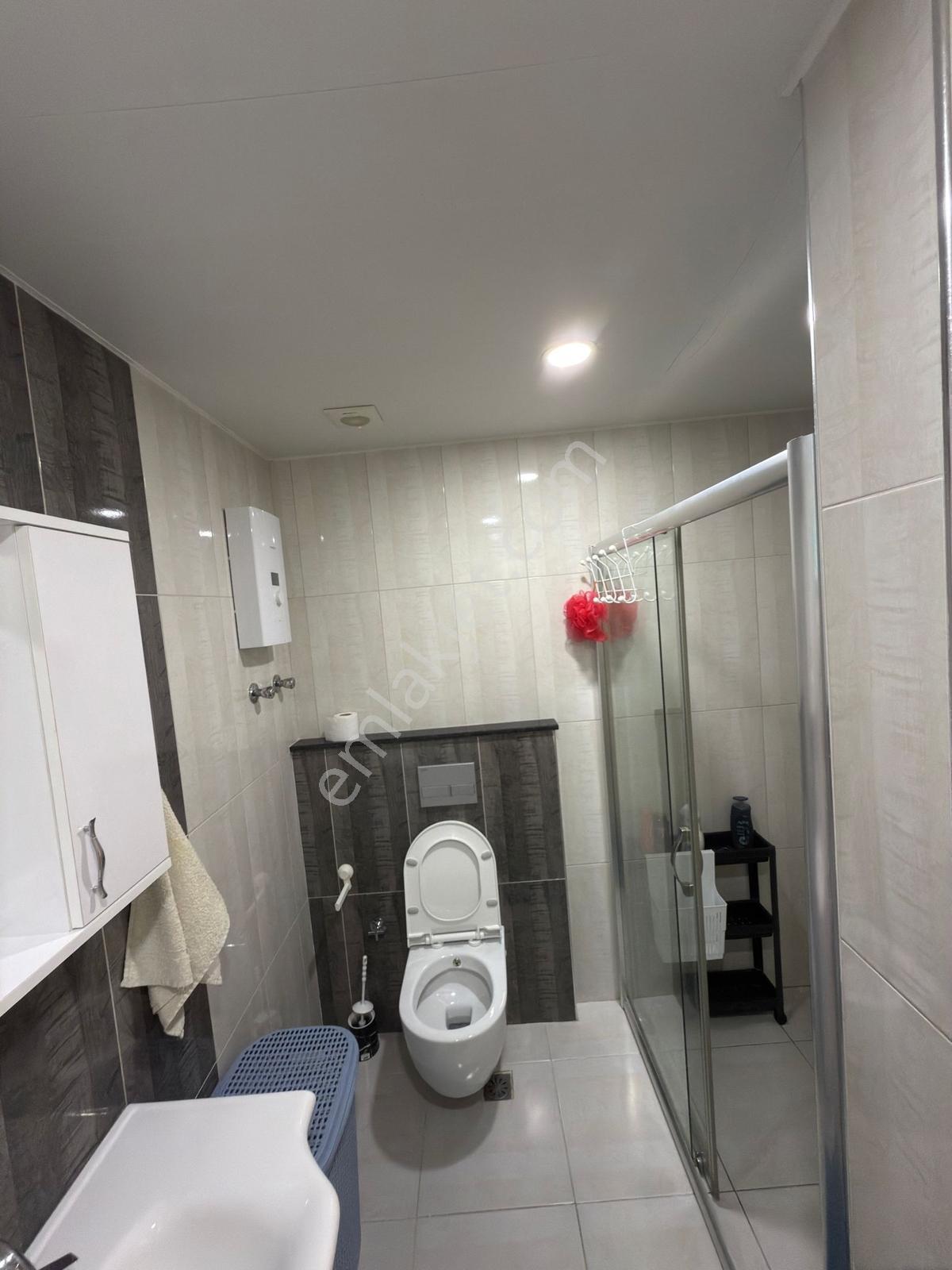 Mahmutlarda Denize 350 Metre 3+1 Dubleks Full Eşyalı Havuzlu - Görsel 20