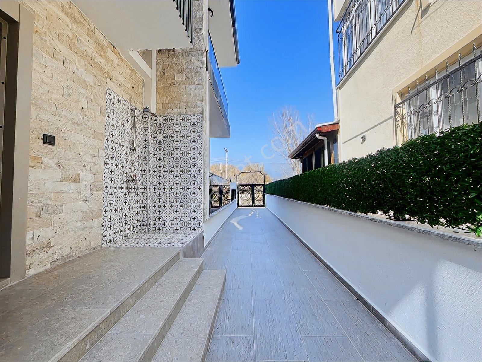 Gürsoy'dan Gürede Denize 100m Tek Müstakil Villa - Görsel 26