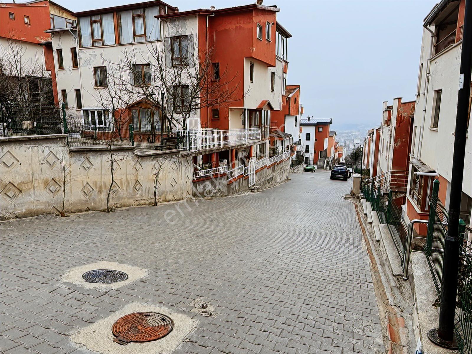Manzaralı Site İçinde 6+2 450 M2 Müstakil Bahçeli Süper Villa - Görsel 30