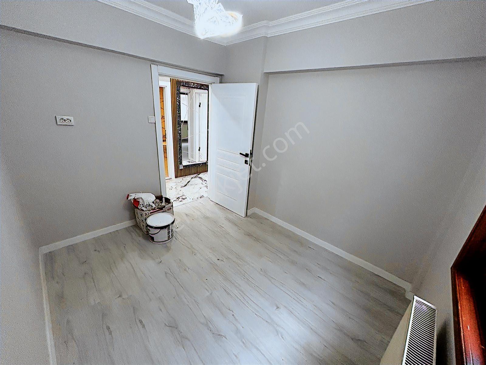 Sincan Tandoğan Mah'de Ara Katta Cadde Üzeri Full Yapılı Daire - Görsel 10
