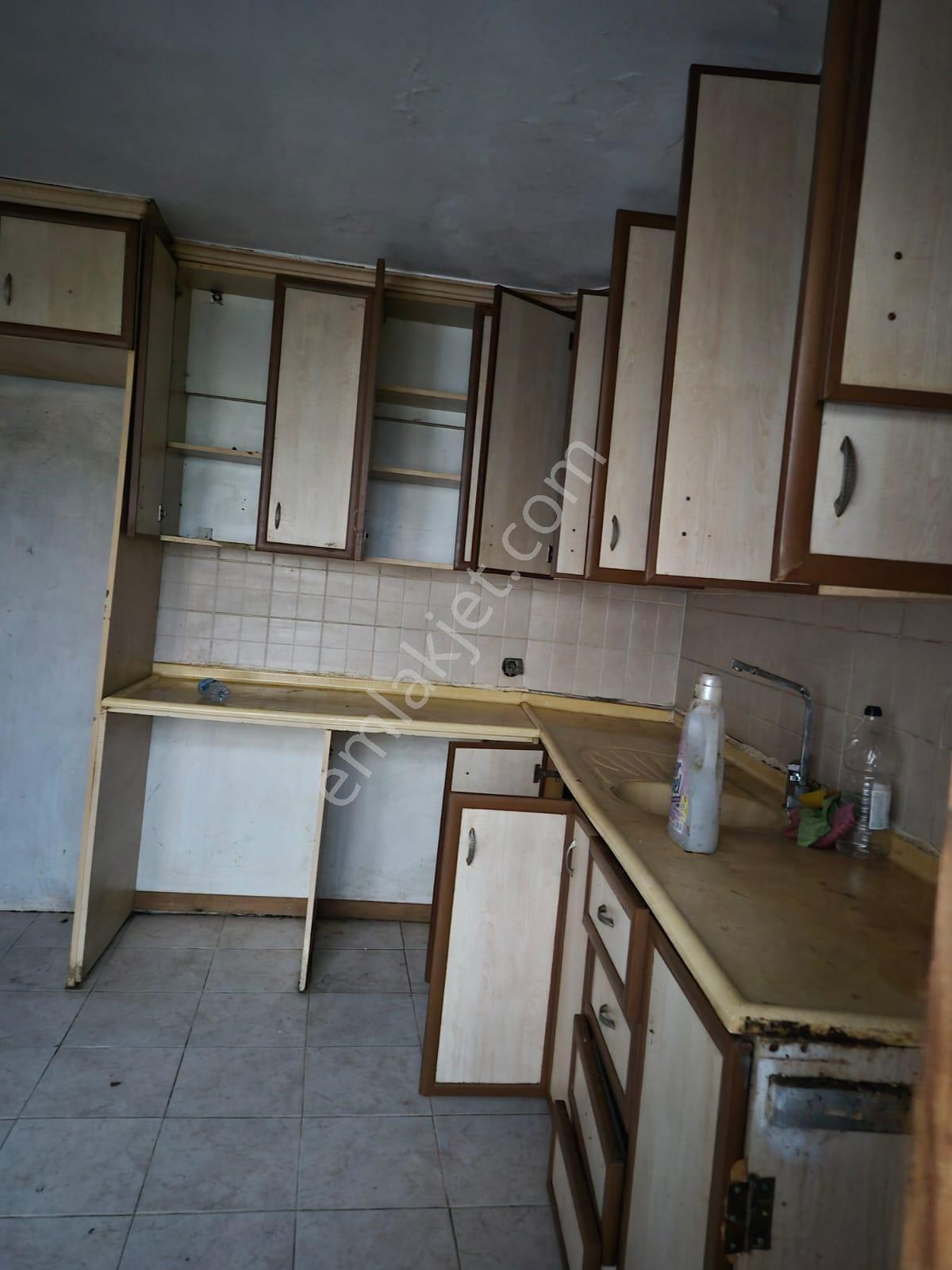 Kuşadası Merkezde 5+2 Müstakil Ev - Görsel 11