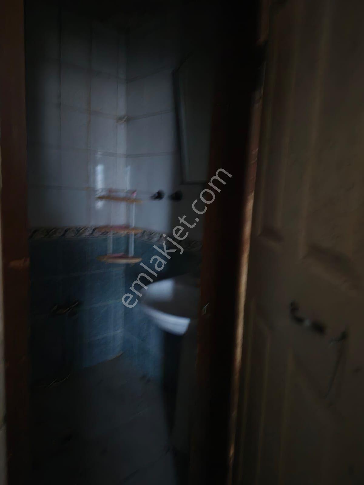 Kuşadası Merkezde 5+2 Müstakil Ev - Görsel 12