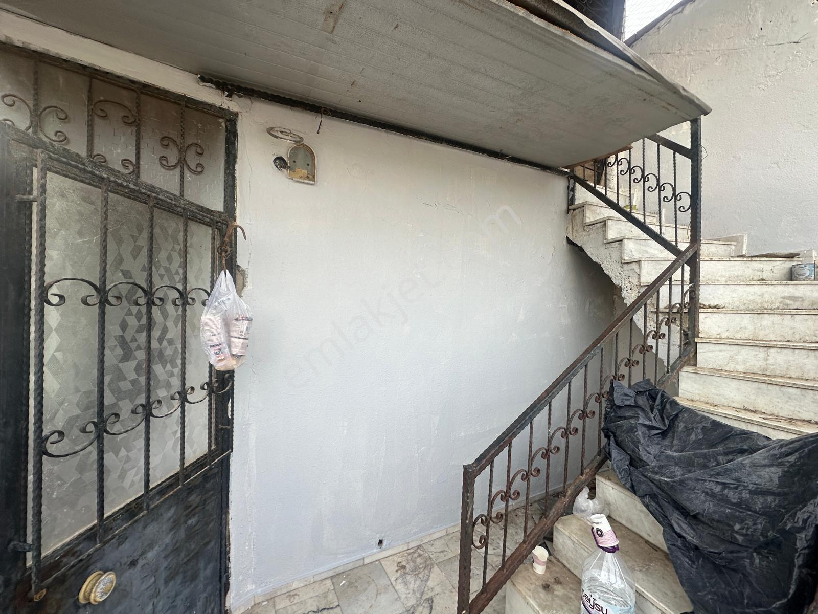 Kuşadası Merkezde 5+2 Müstakil Ev