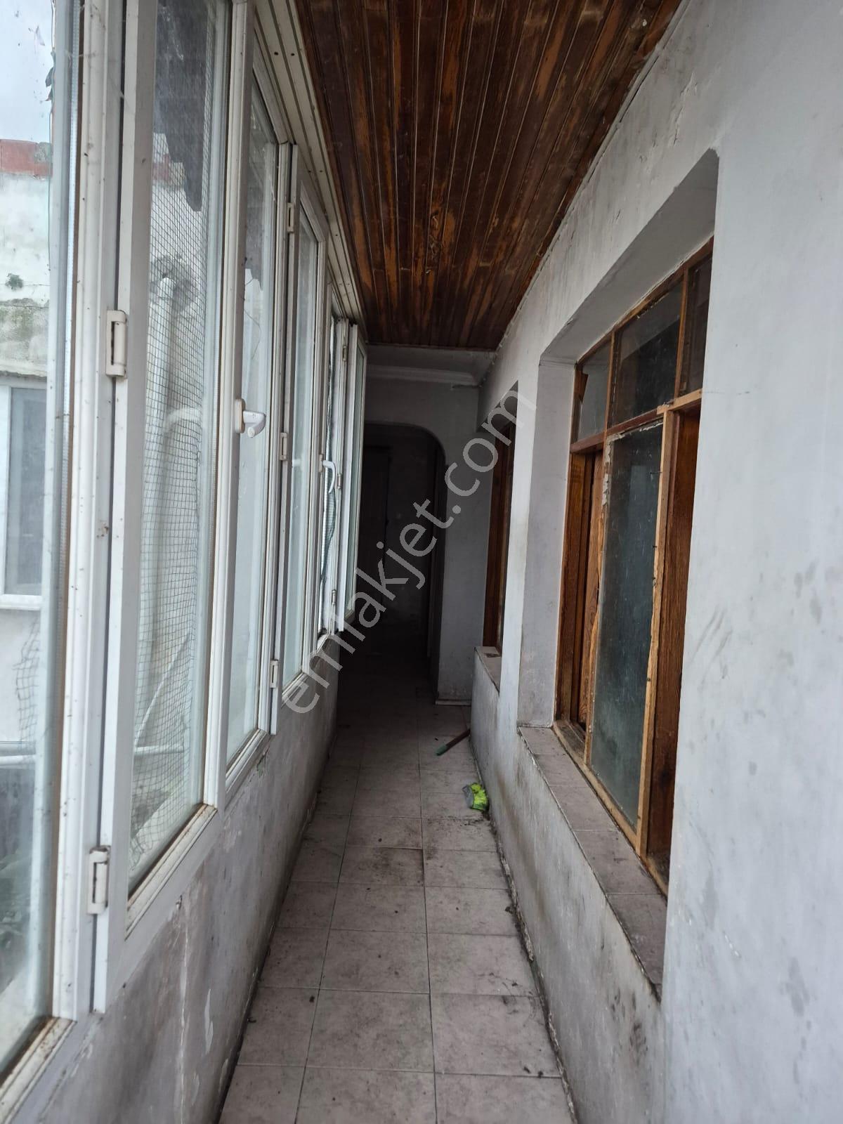 Kuşadası Merkezde 5+2 Müstakil Ev - Görsel 24