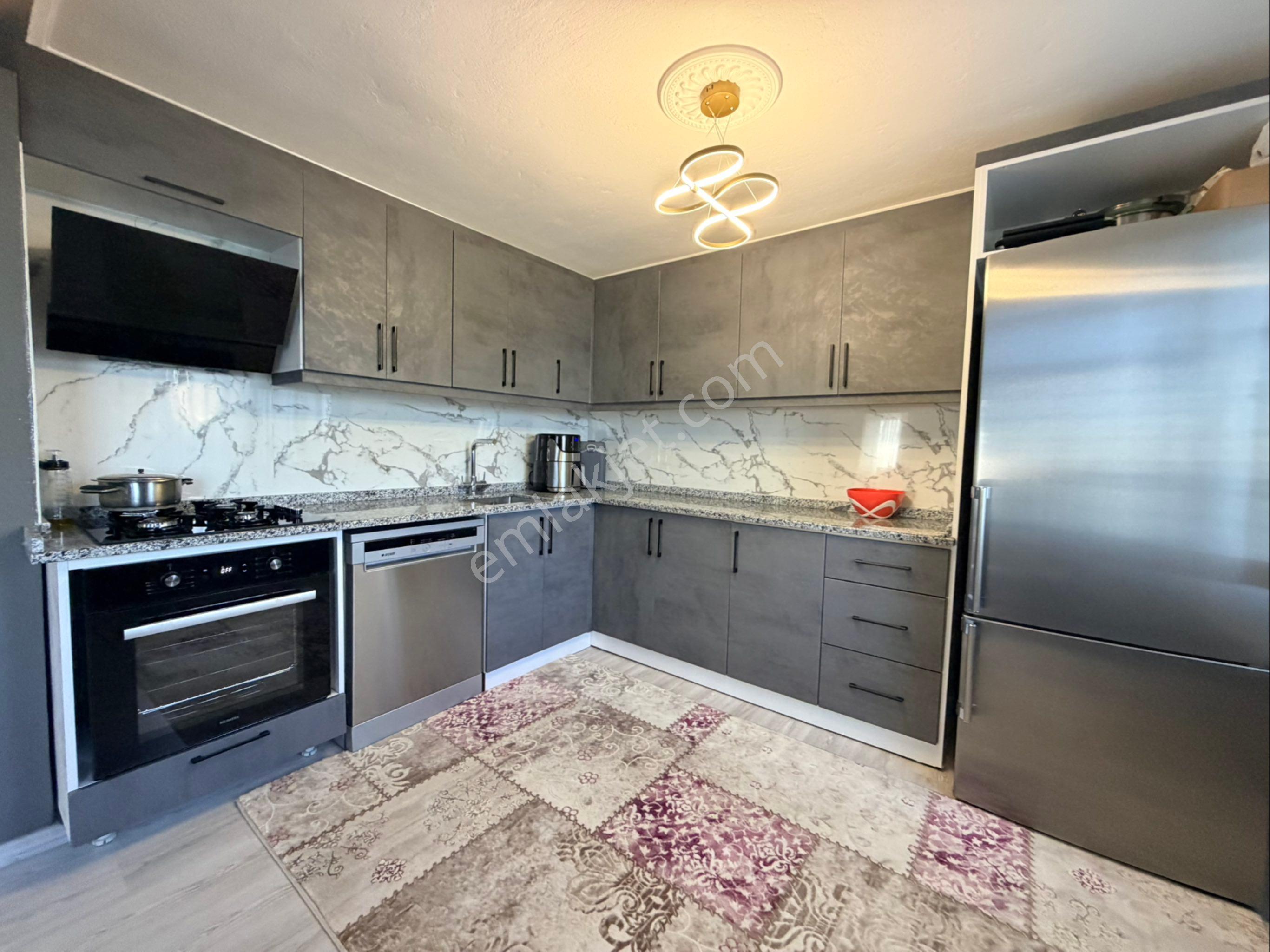 Deniz Manzaralı, Geniş Müstakil Villa: 3+1, 185m² Net - Görsel 7