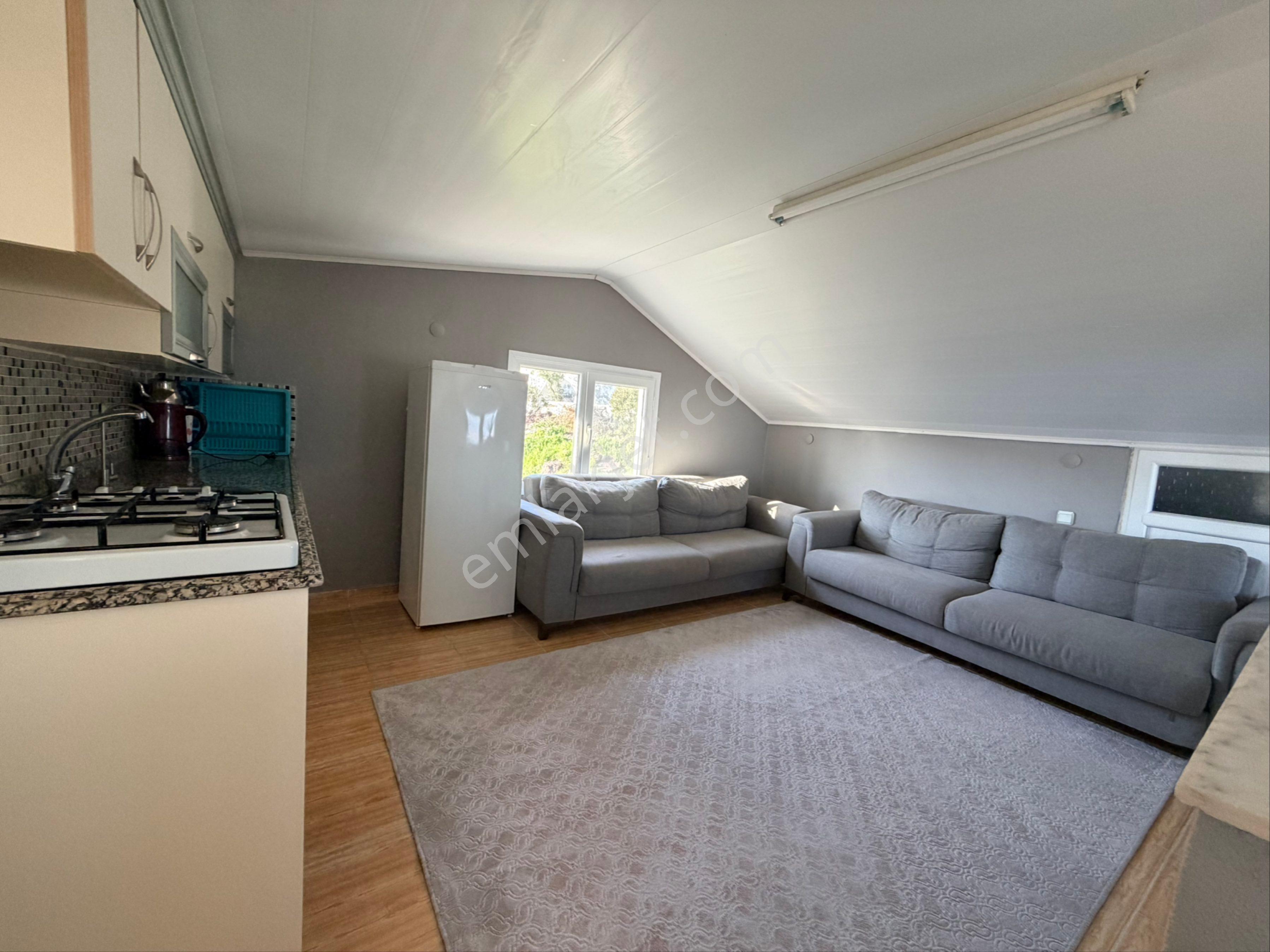 Deniz Manzaralı, Geniş Müstakil Villa: 3+1, 185m² Net - Görsel 16