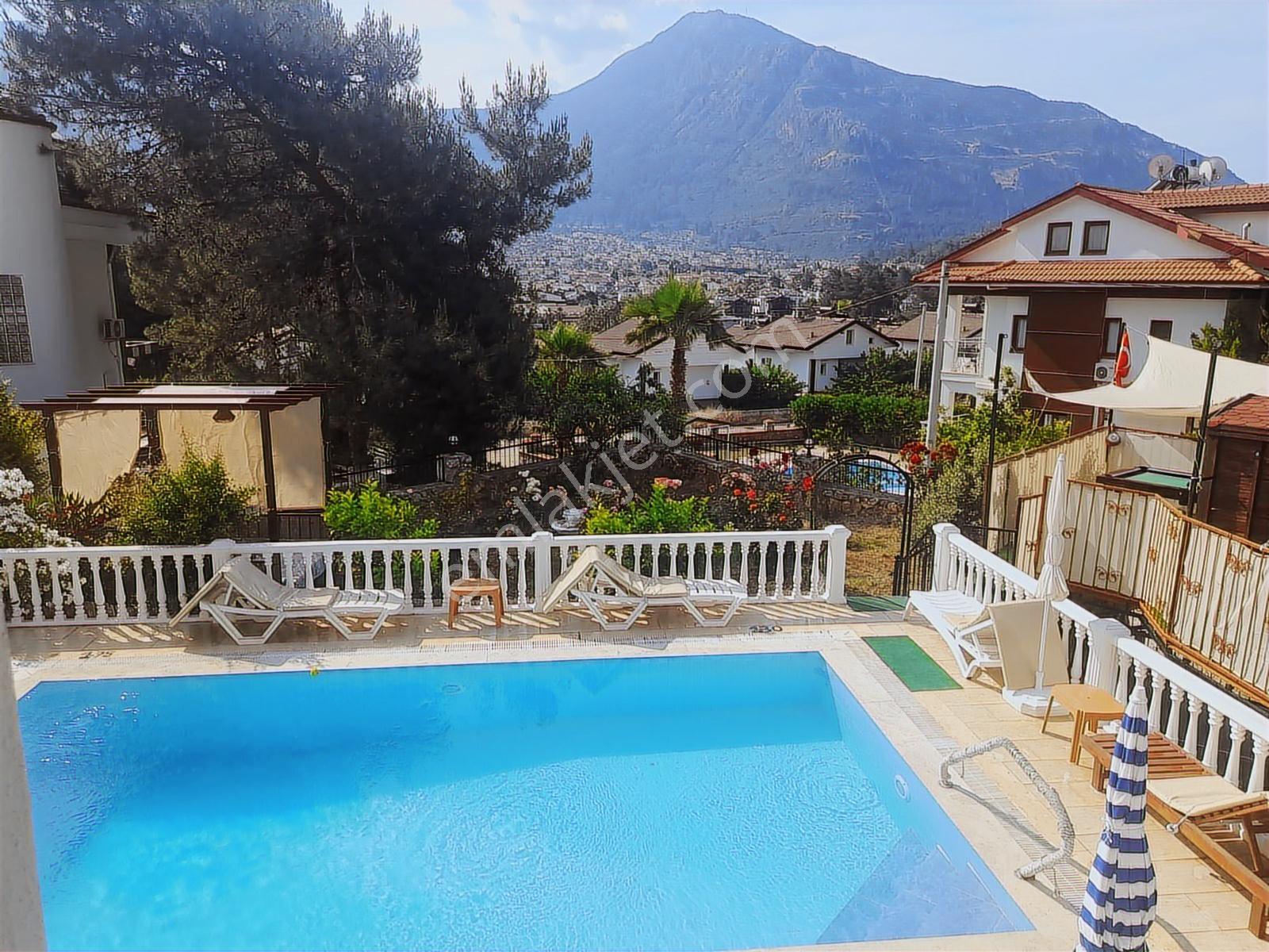 Fethiye, Hisarönü'nde 6+1 Satılık Müstakil Villa - Görsel 20
