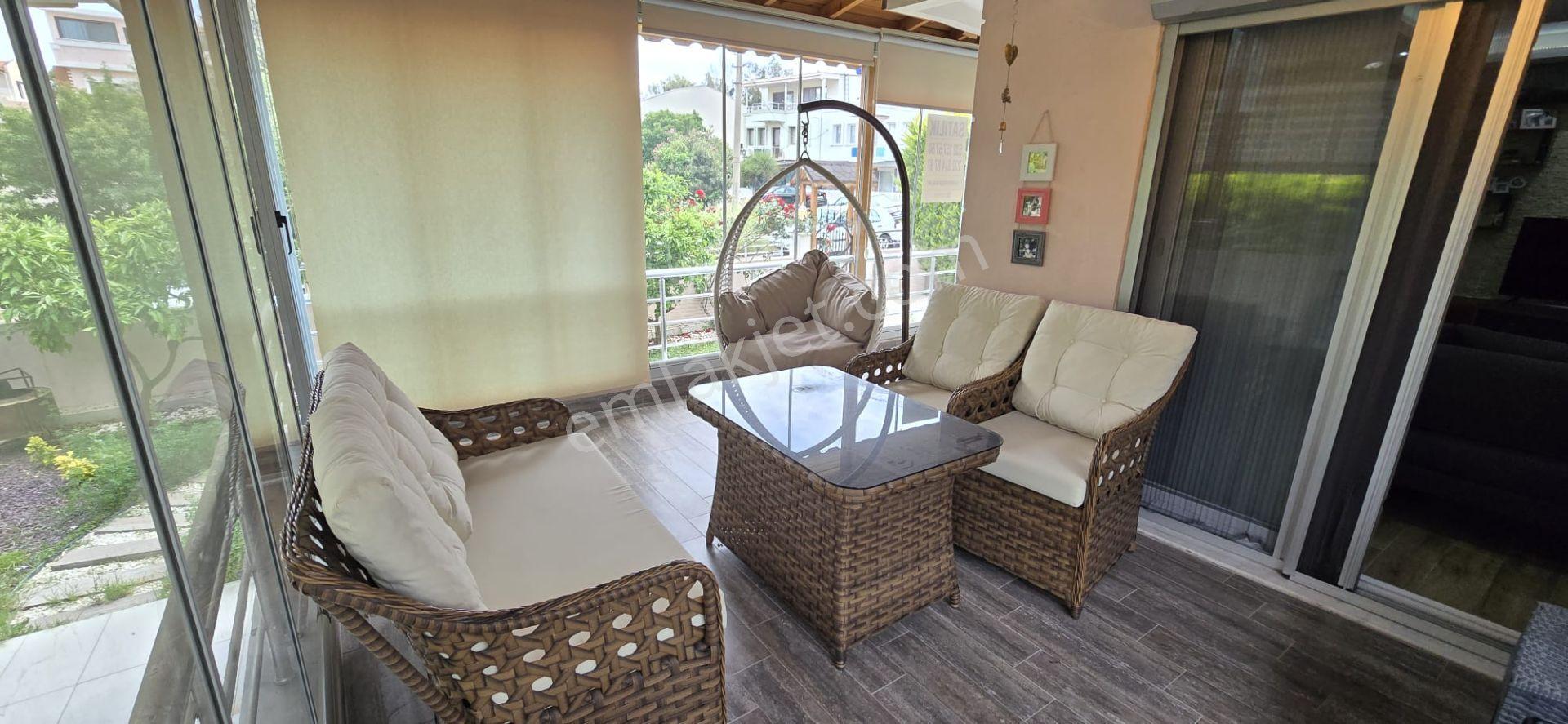 Yenifoça Pazaryerinde Satılık Müstakil Bahçeli 3+1 Lüx Villa - Görsel 22