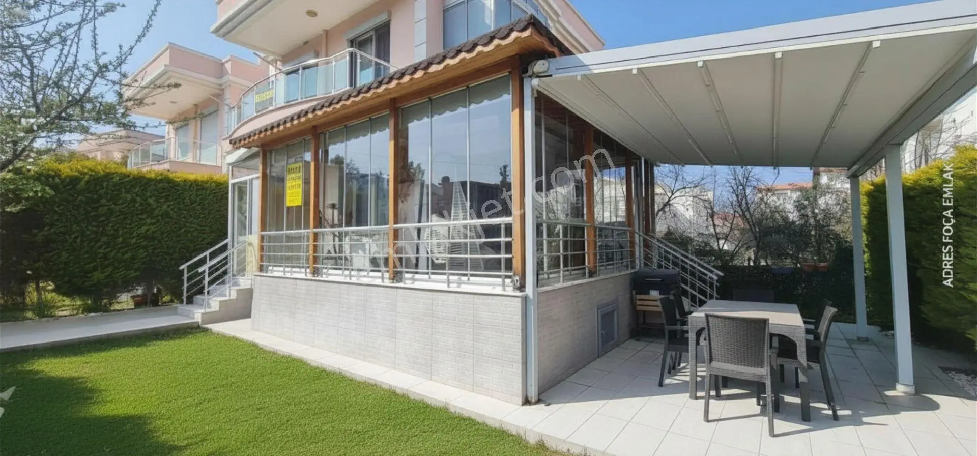 Yenifoça Pazaryerinde Satılık Müstakil Bahçeli 3+1 Lüx Villa - Görsel 5