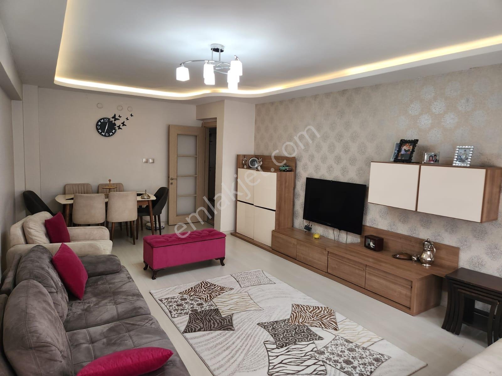 İzmir Buca Güven Mahallesinde Bakımlı Satılık 3+1 Daire. - Görsel 18