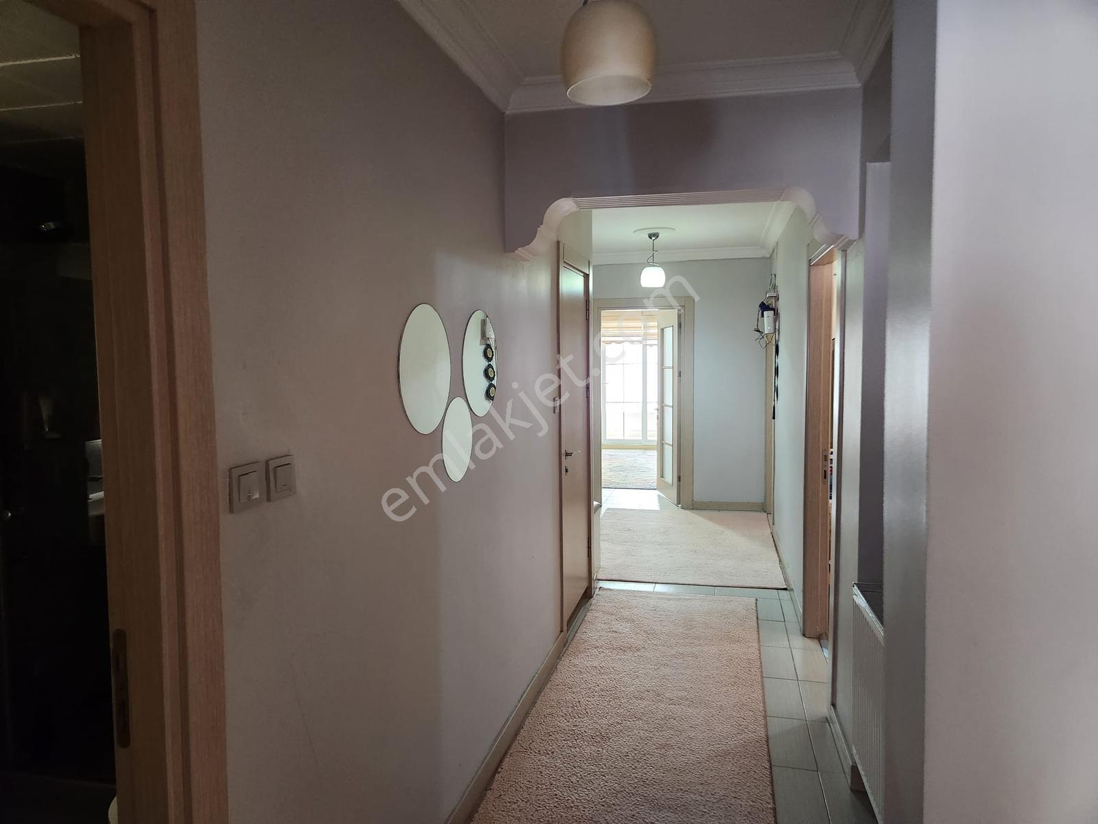 İzmir Buca Güven Mahallesinde Bakımlı Satılık 3+1 Daire. - Görsel 22