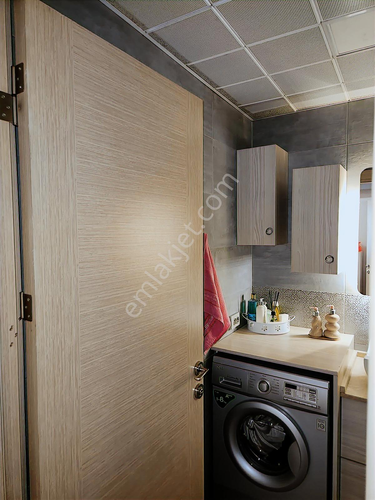 İzmir Buca Güven Mahallesinde Bakımlı Satılık 3+1 Daire. - Görsel 11