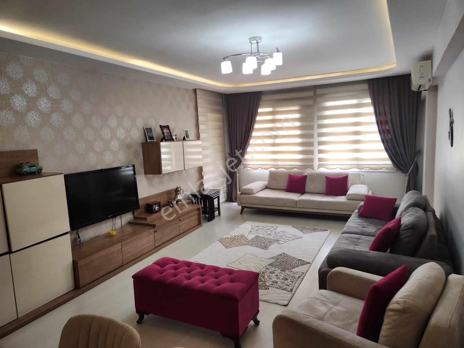 İzmir Buca Güven Mahallesinde Bakımlı Satılık 3+1 Daire. - Görsel 15