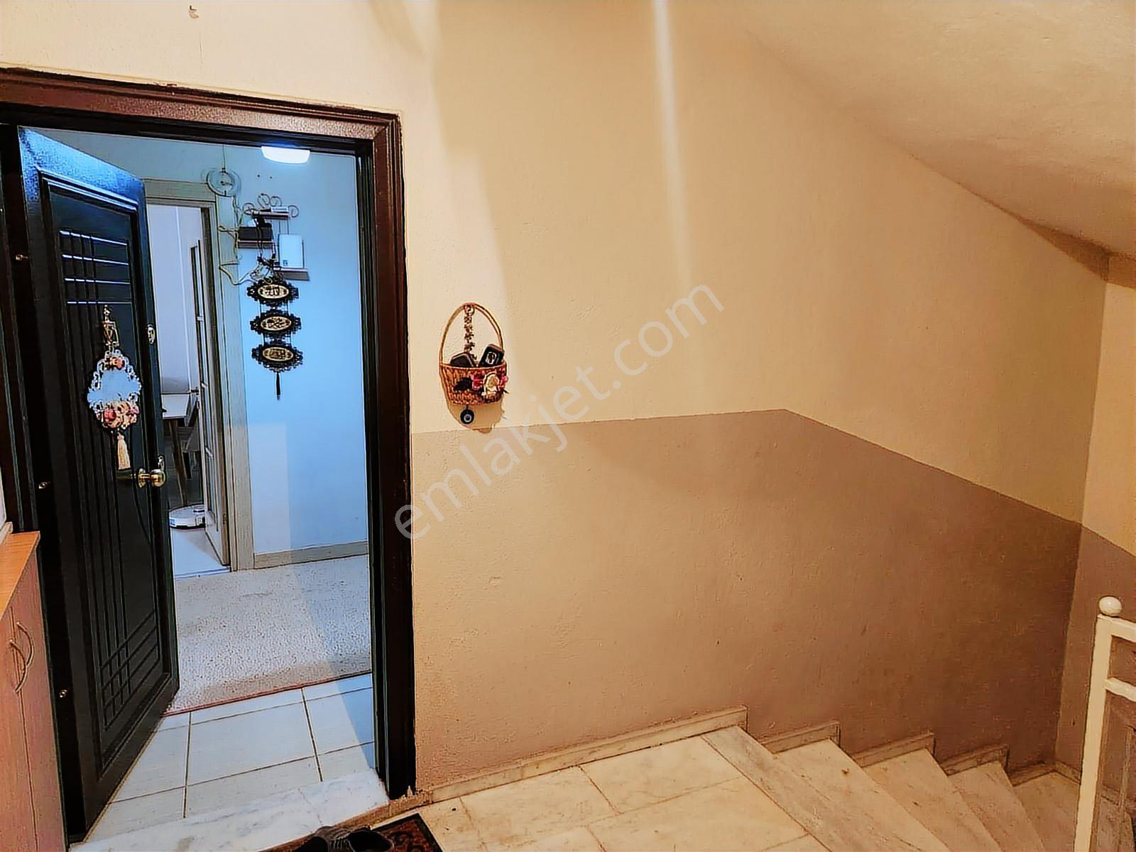 İzmir Buca Güven Mahallesinde Bakımlı Satılık 3+1 Daire. - Görsel 32