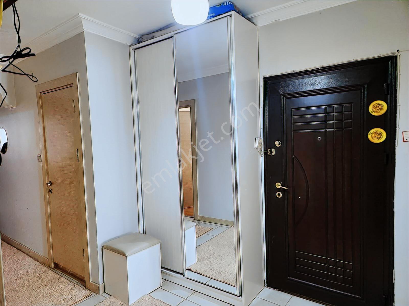 İzmir Buca Güven Mahallesinde Bakımlı Satılık 3+1 Daire. - Görsel 8