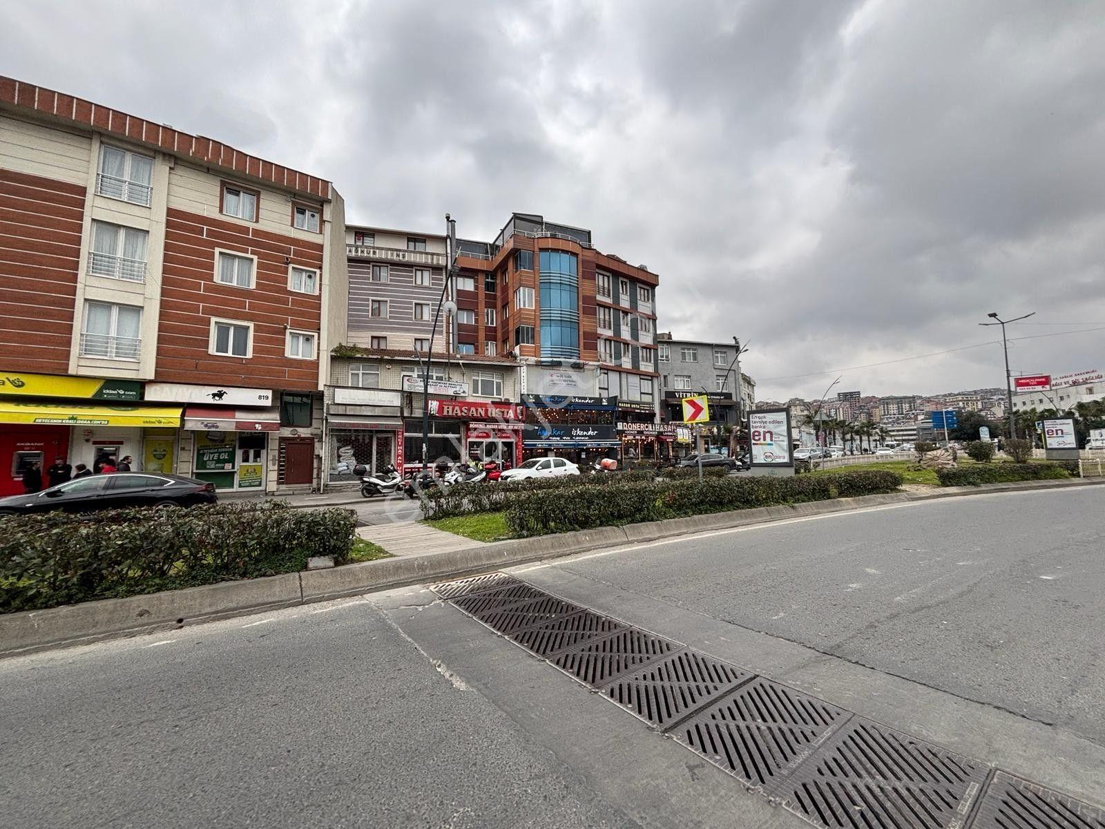 Turyaptan Cadde Üzerinde Mükemmel Konumda 3+1 Dubleks Fırsatı - Görsel 33