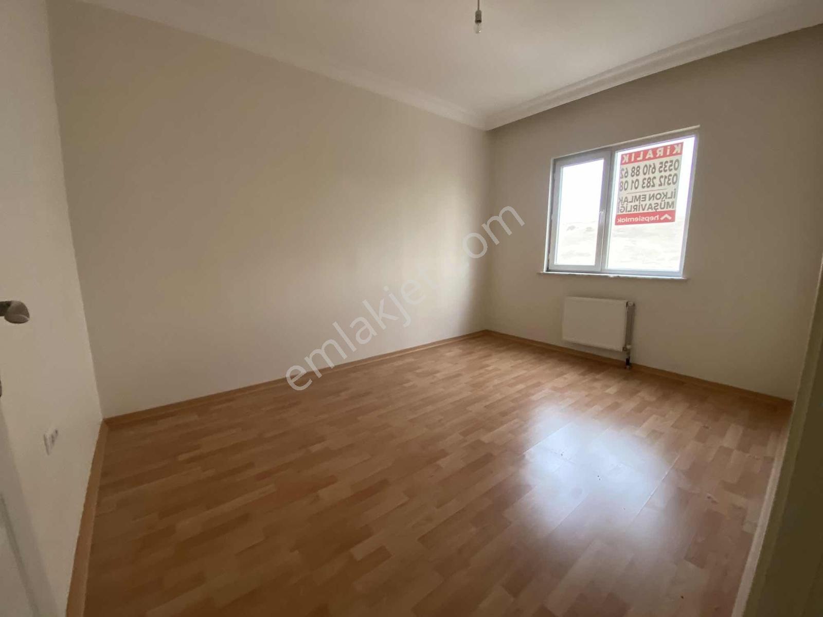 Turkuazda Ara Kat Bakımlı Durağa Markete Yakın 2+1 - Görsel 2