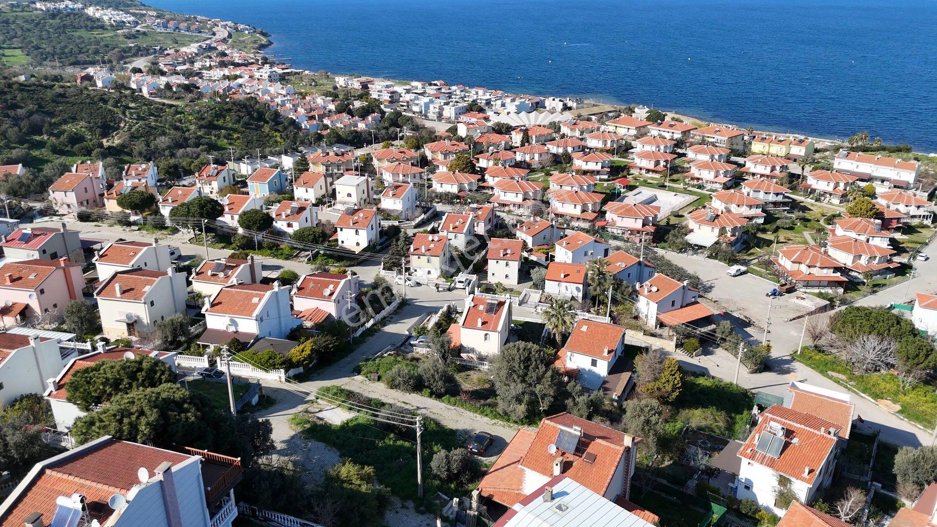 Yenifoça Donatkent'te Deniz Manzaralı Villa İmarlı Satılık Arsa - Görsel 21