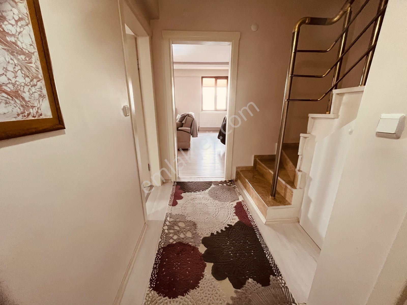 Uzmanlar'dan Gölcük Piyalepşa Satılık 4+1 Dubleks Daire - Görsel 11
