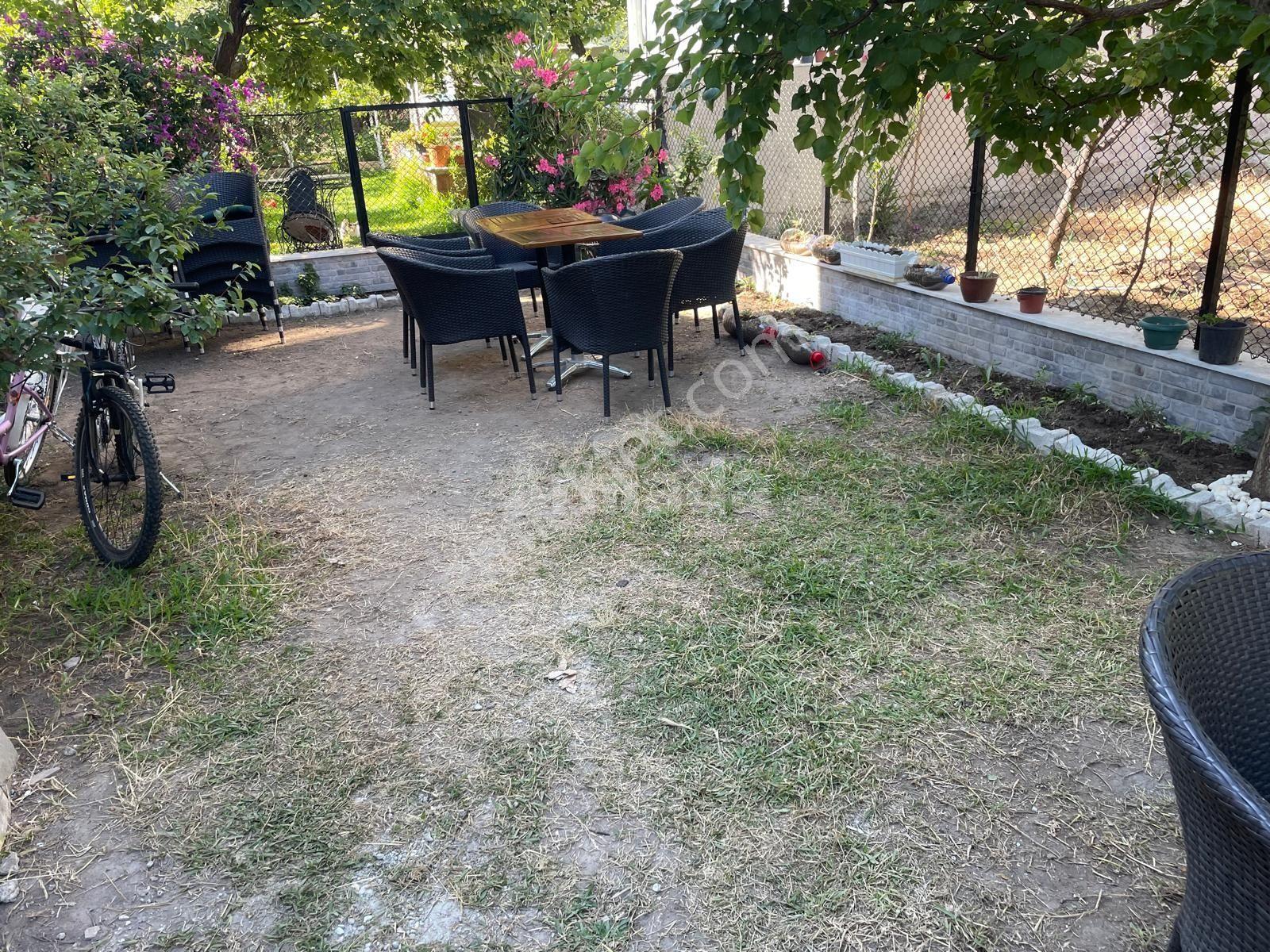 Kuşadası Güzelçamlıda Denize 500 M 8+3 Eşyalı Villa - Görsel 9