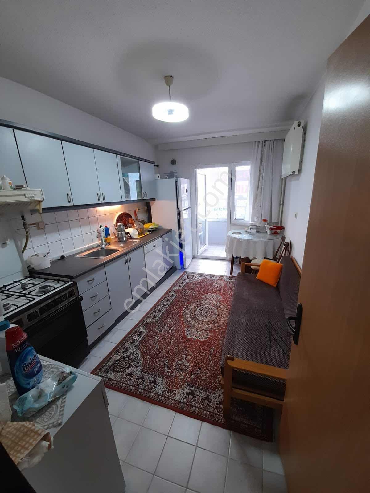 Pelitköy (toki) Konutları'nda 1 Haftalığına 2.390.000 Tl 2+1