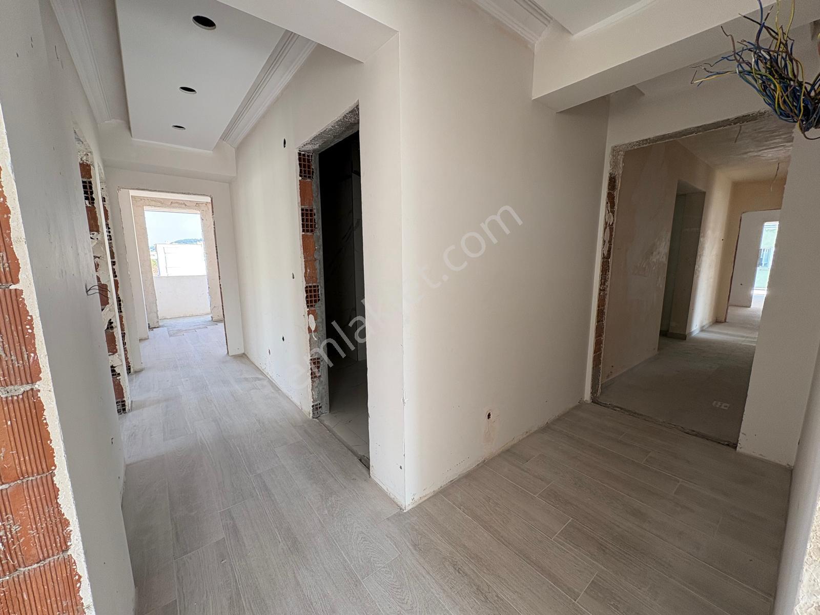 Merkezde 3+1 Kapalı Mutfak Ebeveyn Banyolu Ara Kat Satılık - Görsel 31