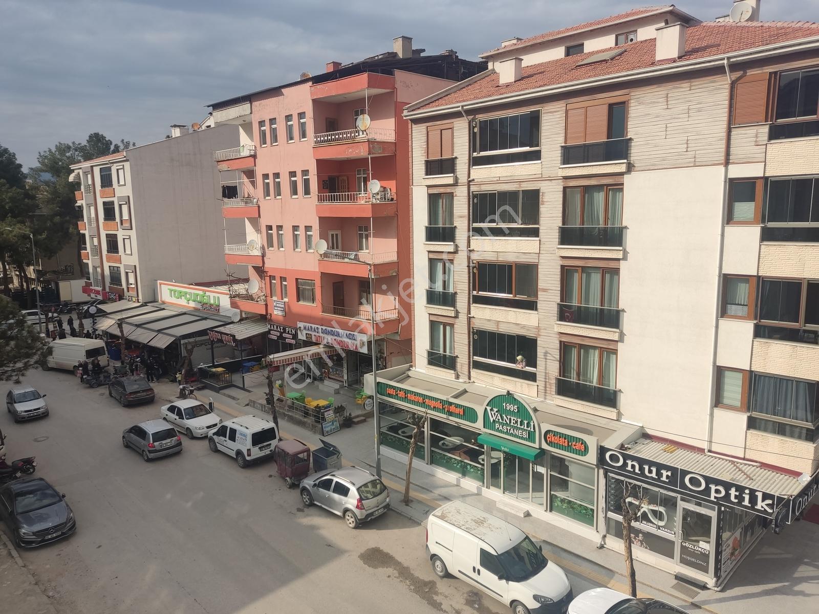 Osmancık'ın Merkezinde Sıfır, Çok Geniş 4+1 Daire - Görsel 22