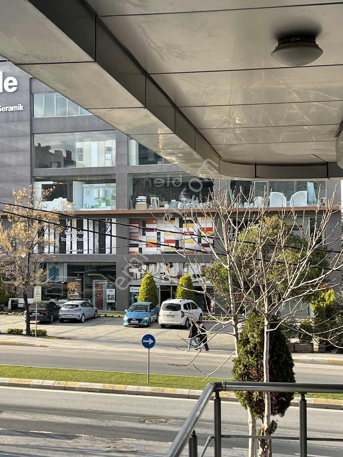 Sancaktepe'de Kiralık Dubleks Teraslı Plaza Katları - Görsel 19
