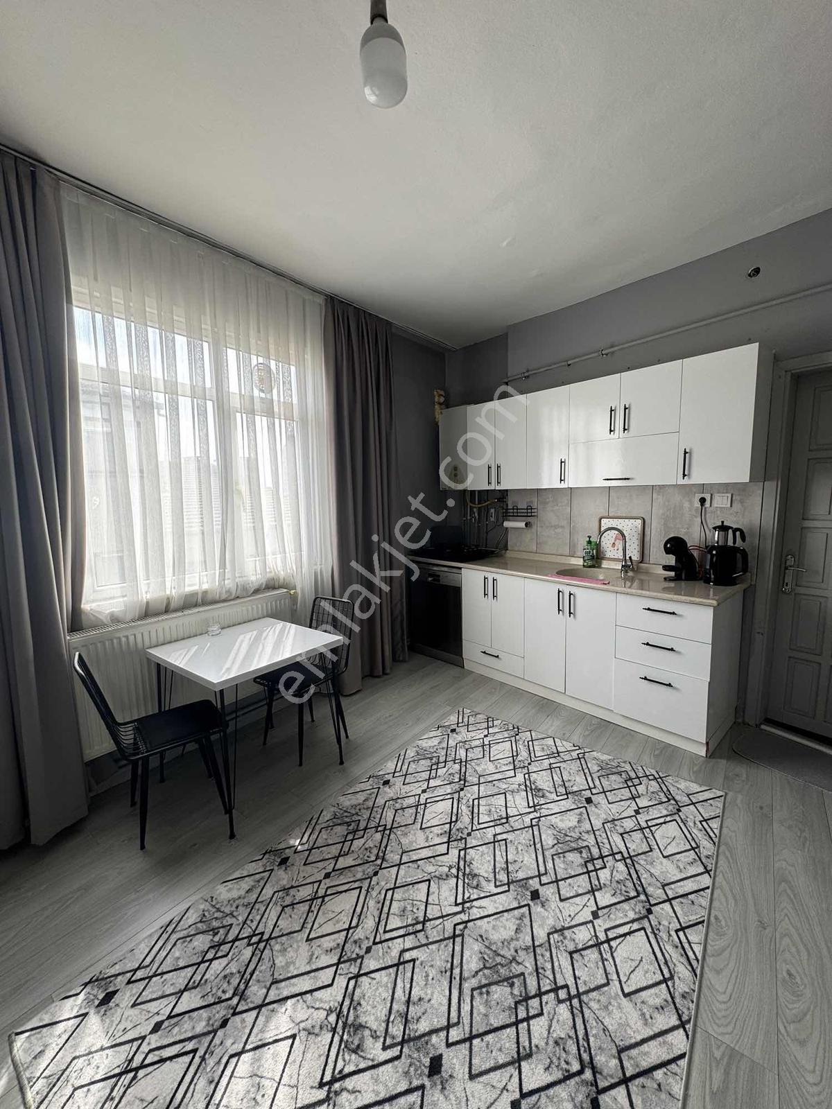 Ana Cadde Üzerinde Metroya 5 Dk Çok Geniş Full Eşyalı Daire - Görsel 6
