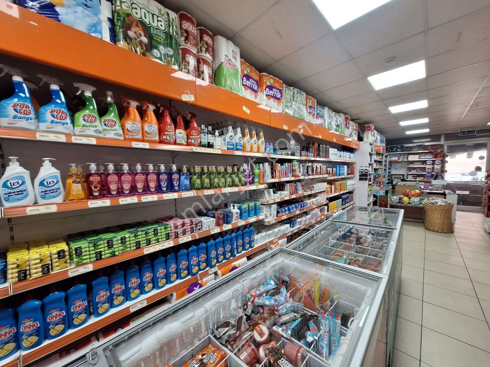 Kayışdağın'da Devren Satılık Market - Görsel 9