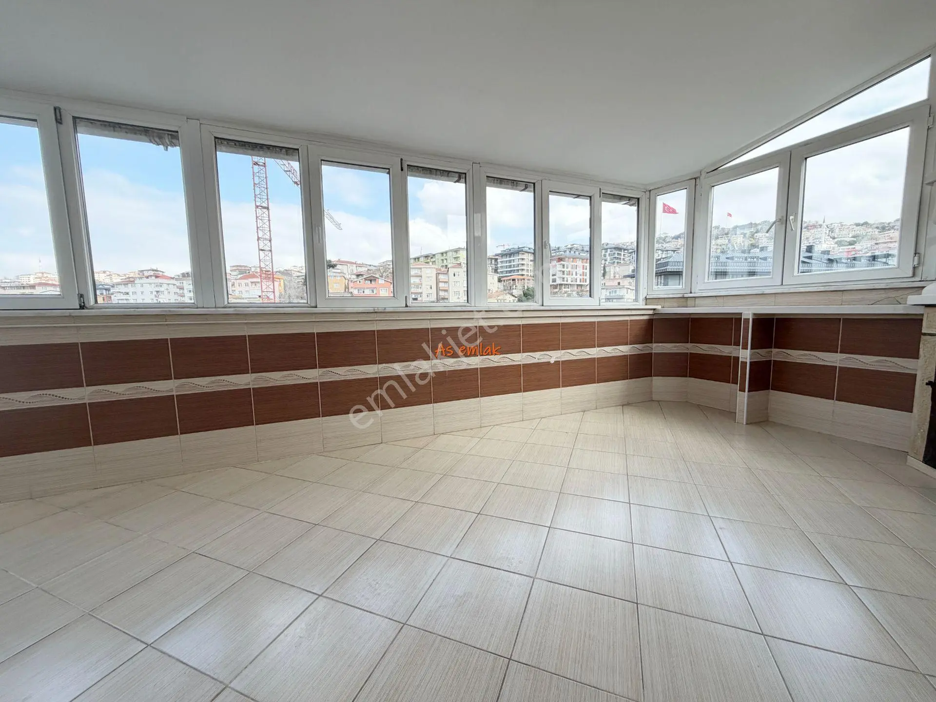 As Emlak'tan 4+1 Yeni Çamlıca Sitesinde Manzaralı Teraslı Daire - Görsel 7